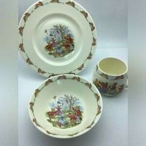 Vintage Bunnykins set, childrens china dishes